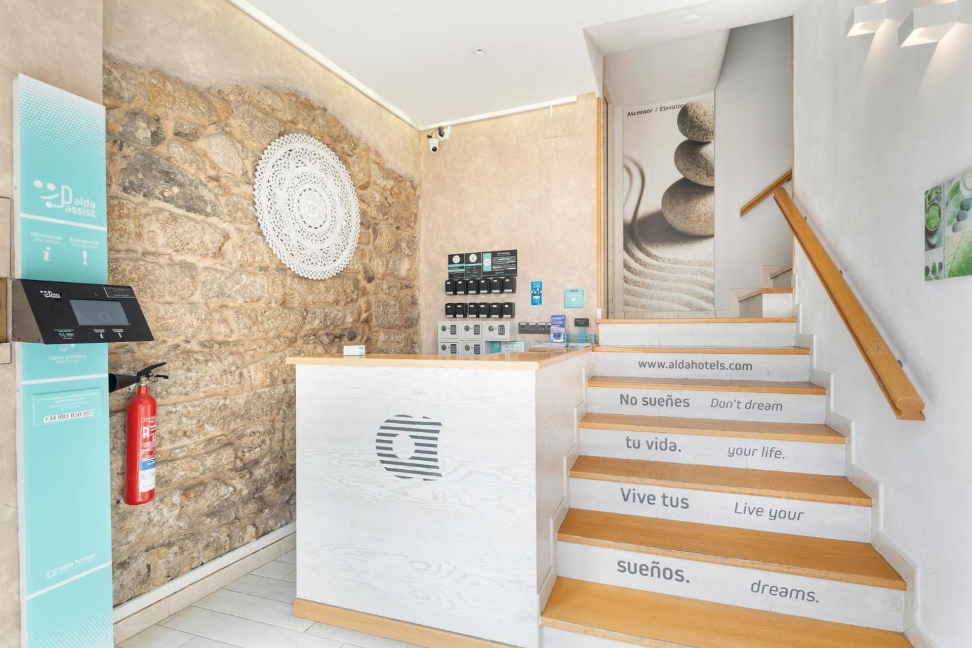Hotel Alda Puerta Del Sol Виго Экстерьер фото