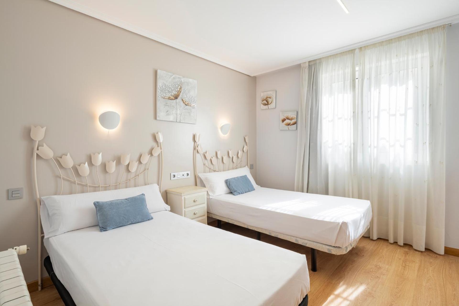 Hotel Alda Puerta Del Sol Виго Экстерьер фото