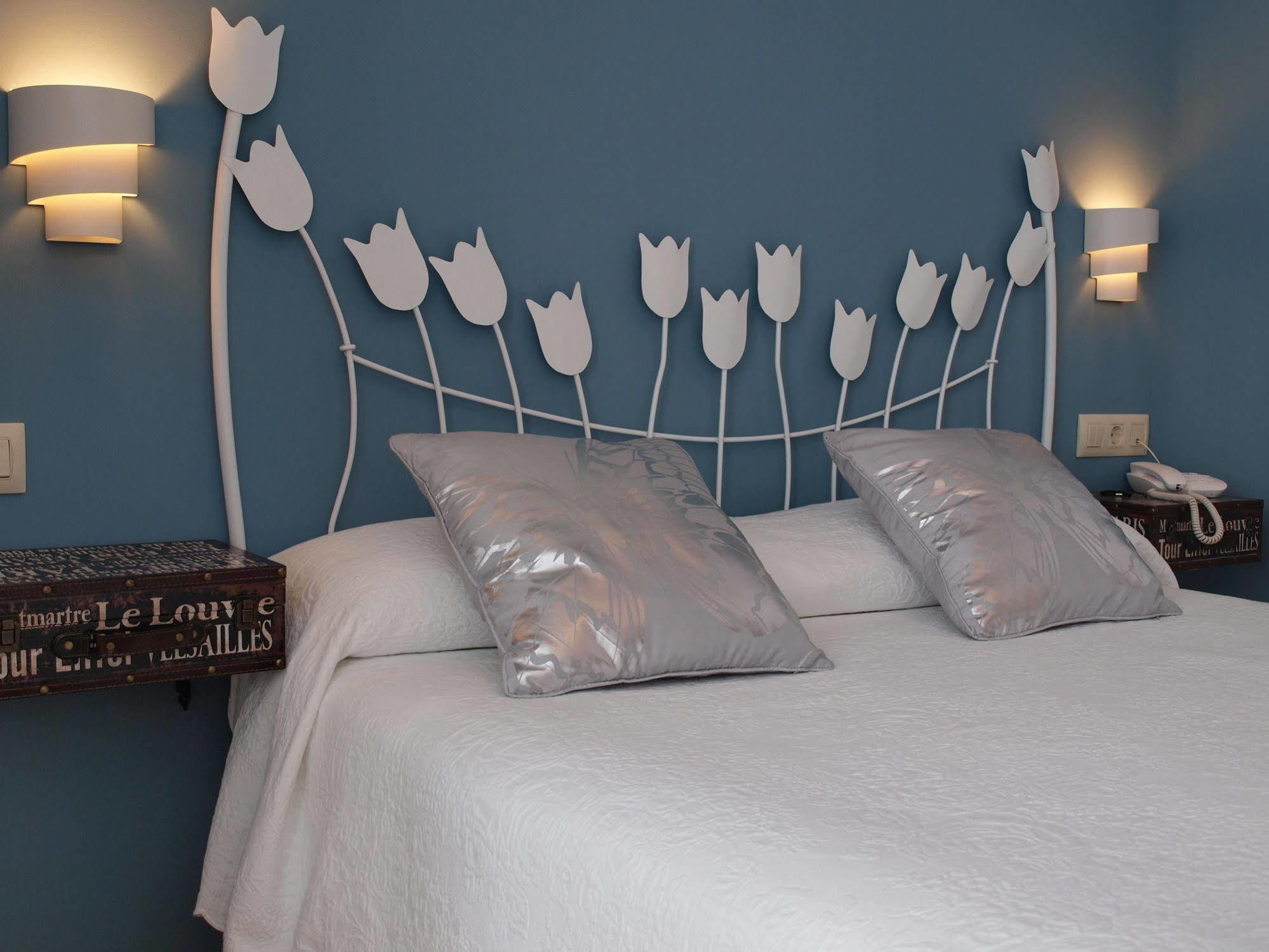 Hotel Alda Puerta Del Sol Виго Экстерьер фото